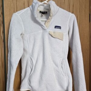 Patagonia Cream and White Fleece Jacket